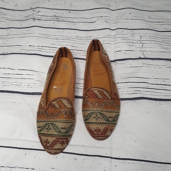 Unisa Tapestry Canvas Flat Leather Shoes Size 6B - Picture 1 of 7
